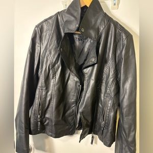 Max Studio London Leather Jacket Size M Womens